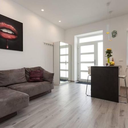 Apartman Luna Lejlighed Pula Eksteriør billede