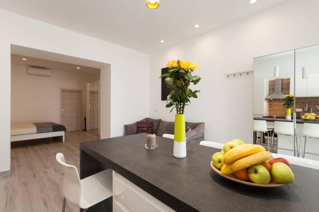 Apartman Luna Lejlighed Pula Eksteriør billede